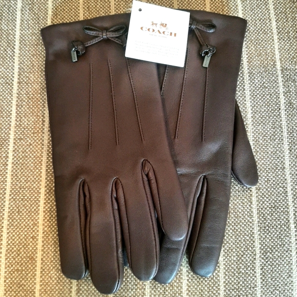 Coach Leather Womens Gloves
